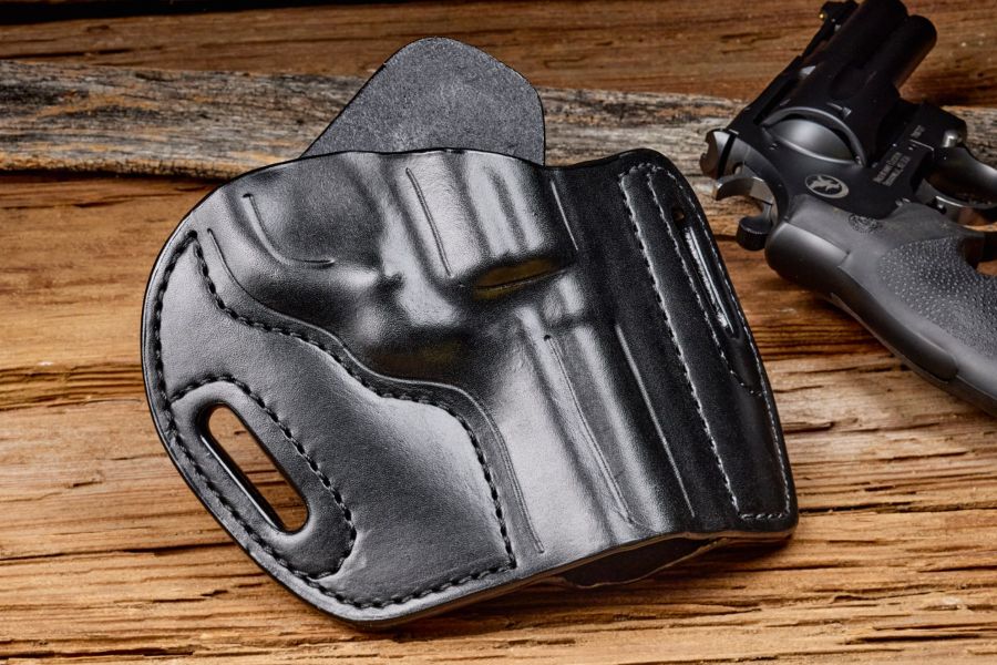 Revolver Holster, Premium Cowhide, Black, Unlined, 4" Mongoose