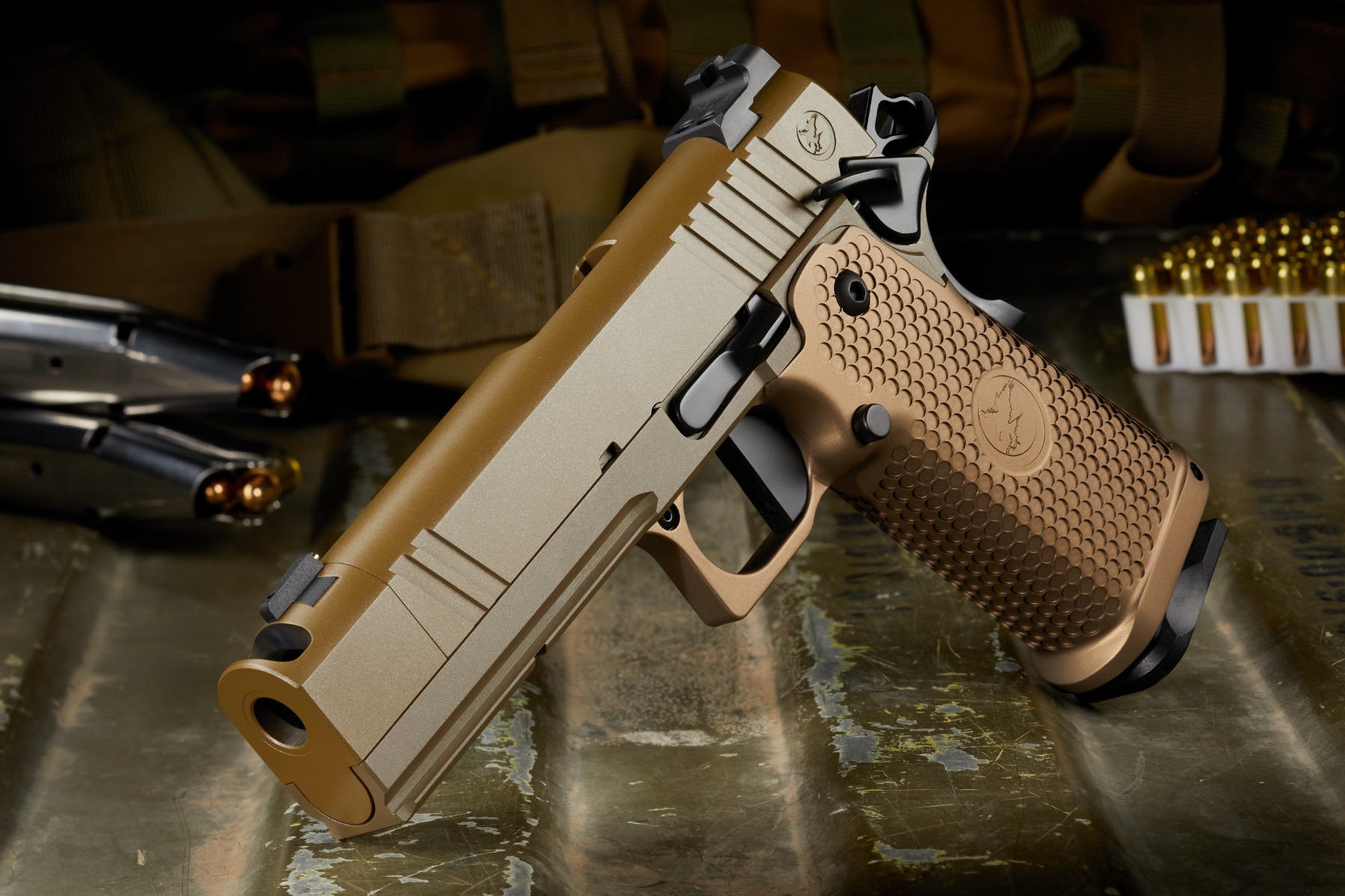 100 挺限定 KNIGHT HAWK custom ／WA sandhawk_new_main_left_copy.jpg